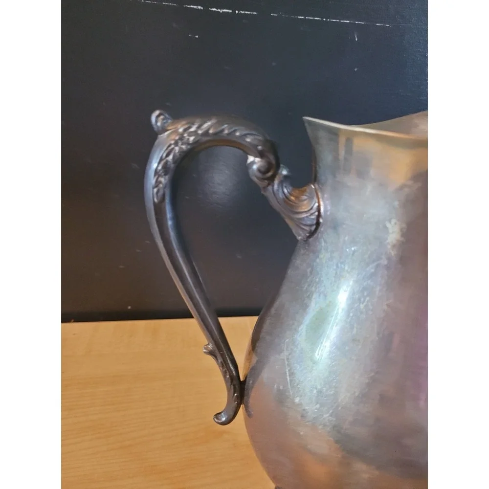 VINTAGE Leonard Silver Plate Footed Water Pitcher with Ice Lip Cottage Core